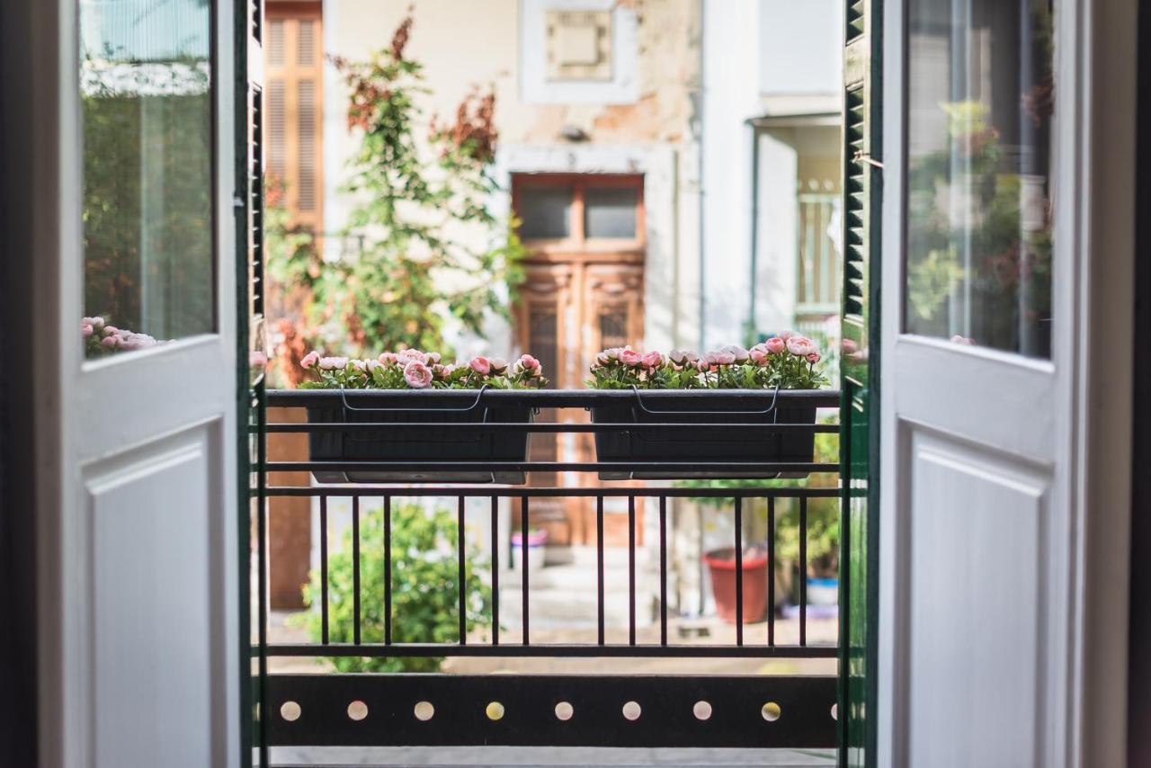 Mavrogenous - The Mansion Apartment Athens Exterior photo